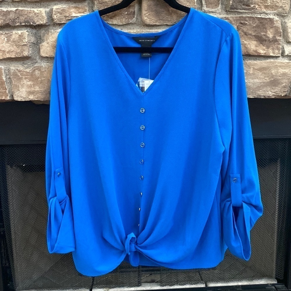 NWT Investments “Blue Bliss” blouse. Size XL